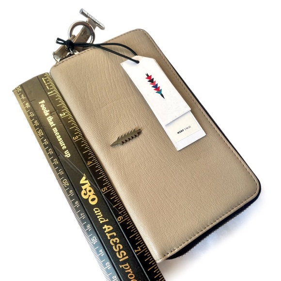 THACKER Camila Single Zip Around Large Wallet Taupe/Beige/Silver - Picture 9 of 10